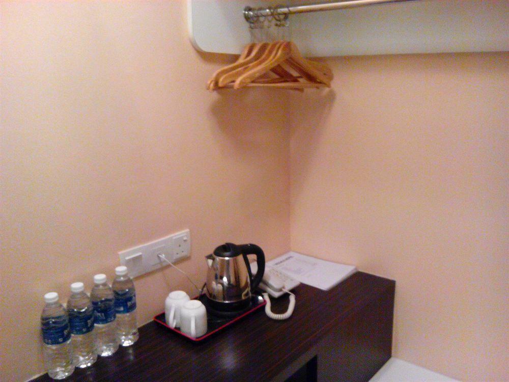 Oyo 1009 Regalo Hotel Malacca Exterior photo